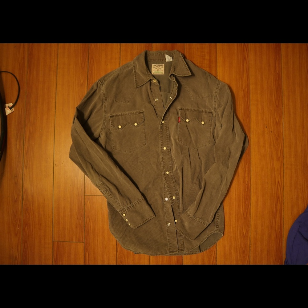 Levi Corduroy Brown shirt
